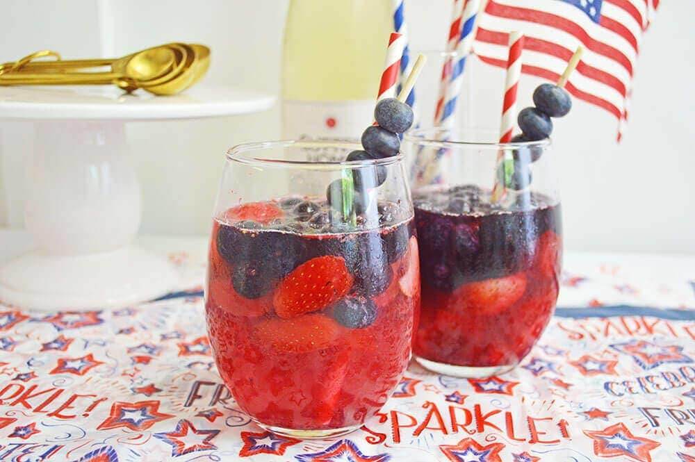 Celebrate the 4th of July with red, white & berry sangria - Champagne and Coconuts